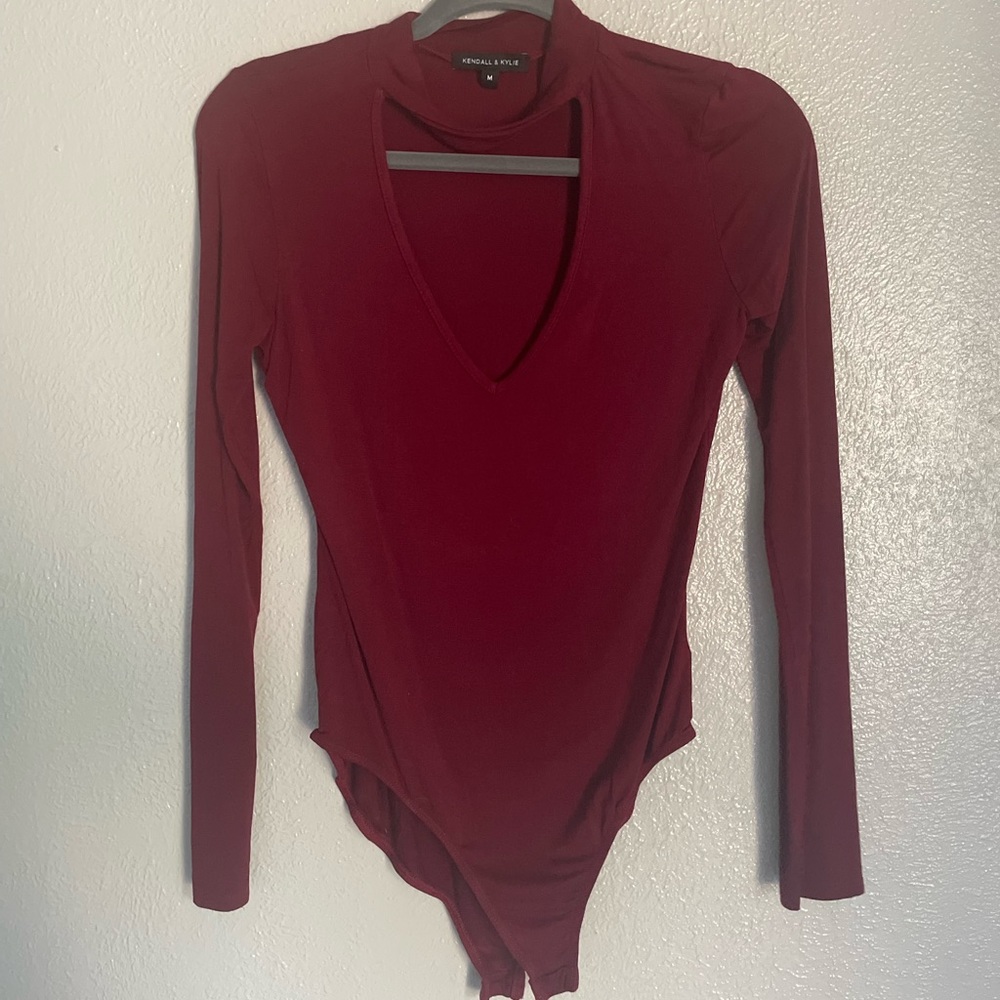 Kendall & Kylie maroon top/onesie with snaps
